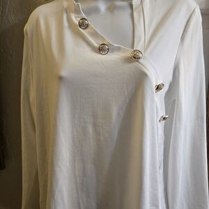 Just Fashion Now Women’s White Long-Sleeve Asymmetric Button Detail Top